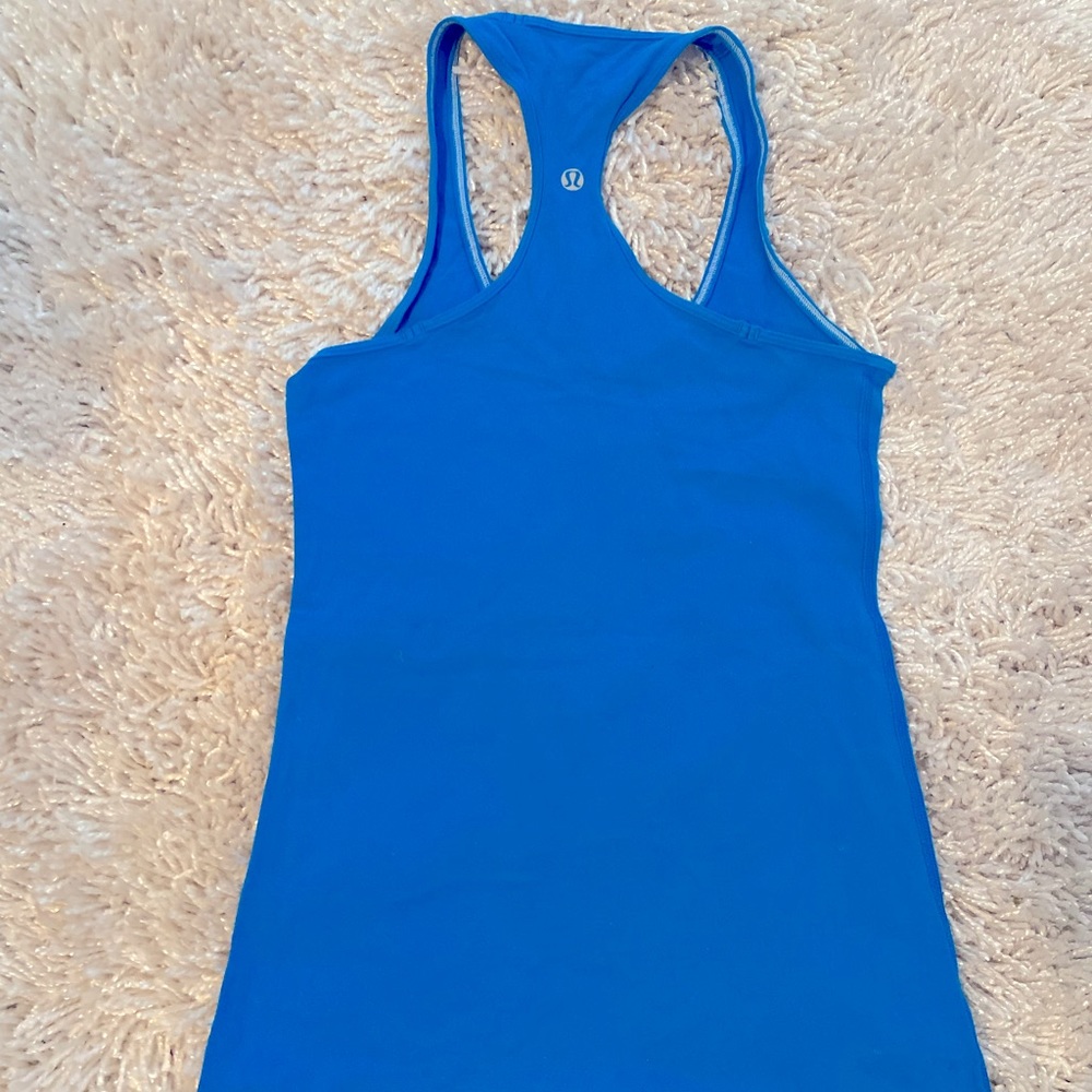 Lululemon size 6 athletic top